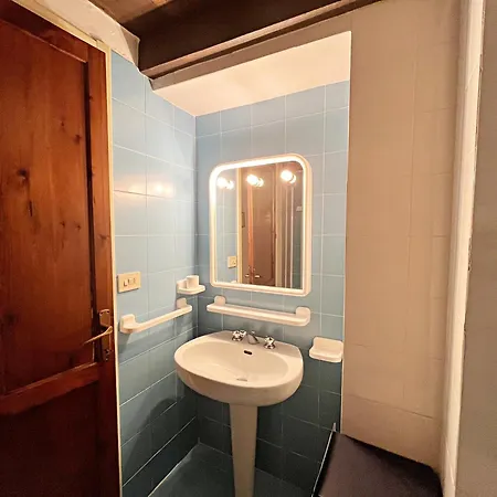 Il Gatto Di Monte Attu * Tortolì